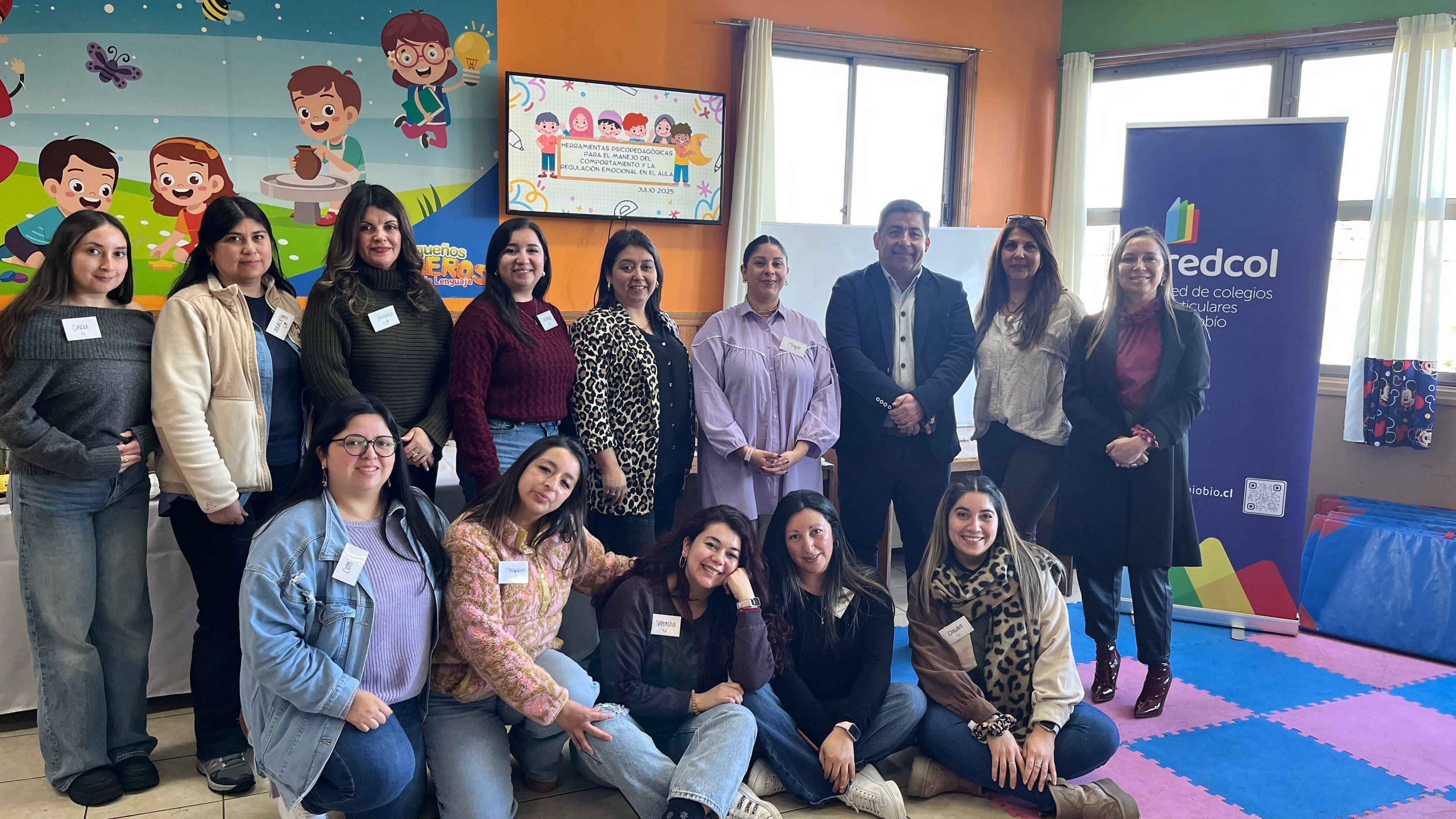 Taller “Desarrollo de Estrategias Psicopedagógicas” en Escuela de Lenguaje Pequeños Pioneros